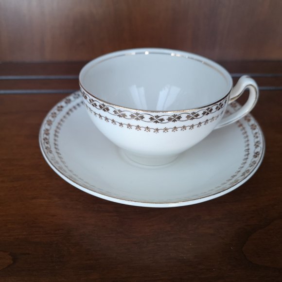 Rose china and Royal Semi porcelain cup&saucer - Picture 5 of 7